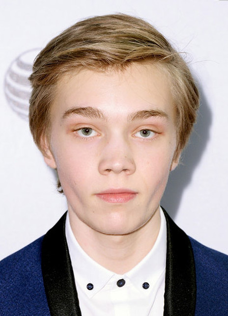 查理·普拉默 Charlie Plummer 