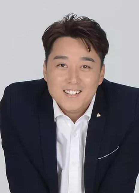 王明帅 Mingshuai Wang 王明帅 Mingshuai Wang