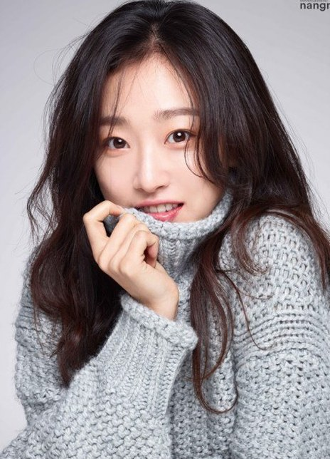 李夏莹 Ha-young Lee 李夏英 李厦莹 李夏莹 韓娜榮 이하영本名 한나영 Han na Young