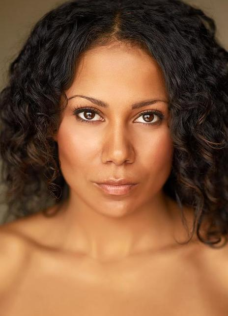 克里斯塔尔·巴林特 Crystal Balint 