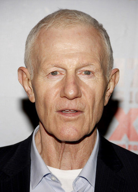 雷蒙德·J·巴里 Raymond J. Barry Raymond Barry Ray Barry 雷蒙德·J·巴里 Raymond J. Barry Raymond Barry Ray Barry