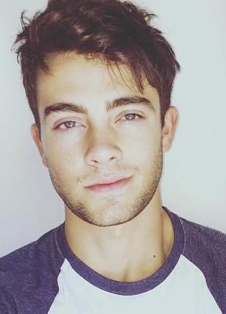 盖瑞特·韦斯顿 Garrett Westton 