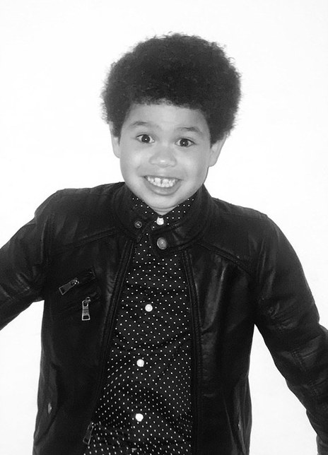 以扫·丹尼尔·克罗斯 Esai Daniel Cross 