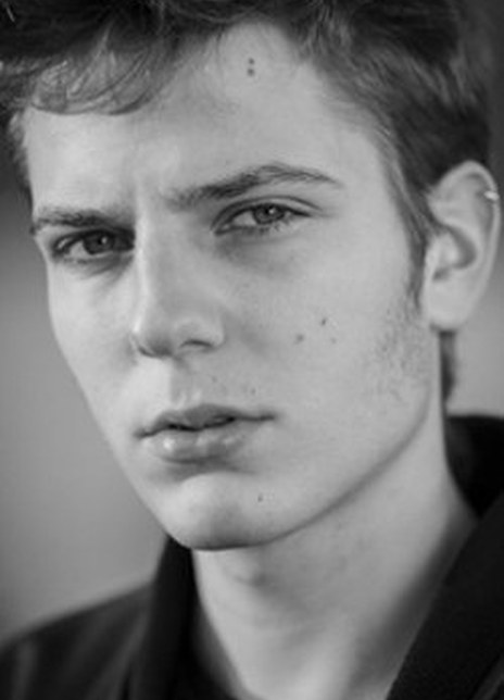 约恩·齐默 Yoann Zimmer 约恩·齐默 Yoann Zimmer