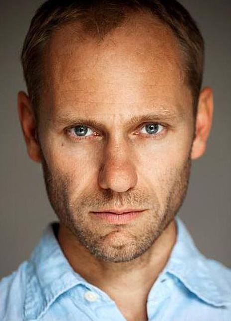 詹姆斯·希利尔 James Hillier 