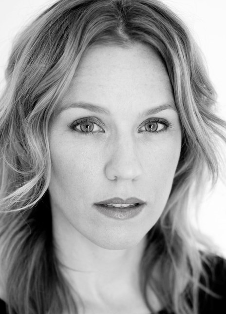 西蒙妮·麦考利 Simone McAullay 