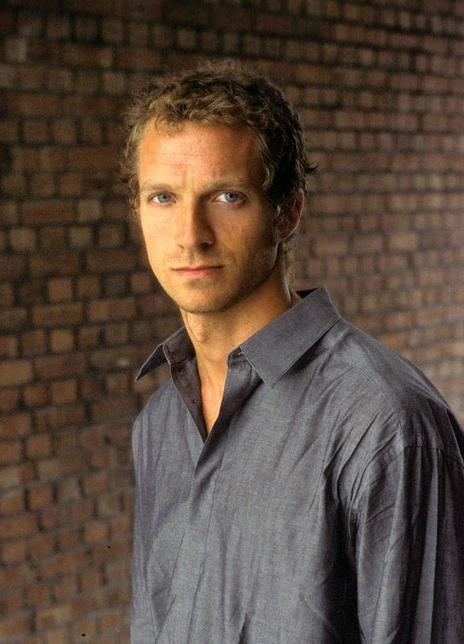 汤姆·罗伯·史密斯 Tom Rob Smith 