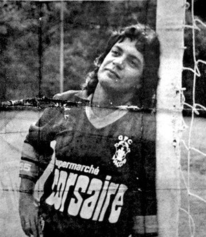 卡洛斯·凯撒 卡洛斯·亨里克·恺撒 Carlos Henrique Raposo