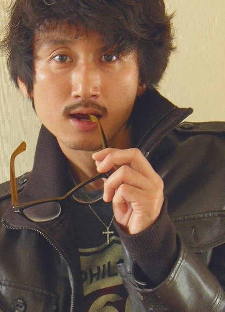 金英熊 Young-woong Kim 金英雄 김영웅 金英熊 Young-woong Kim 金英雄 김영웅