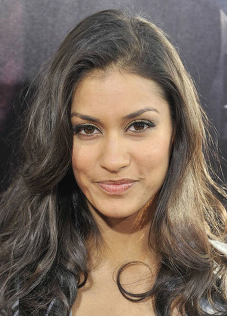 詹妮娜·加万卡 Janina Gavankar   Janina Zione Gavankar