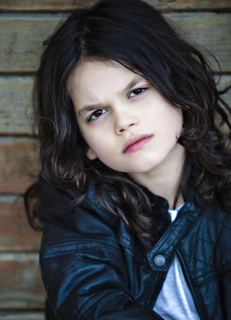 迪伦·肖明 Dylan Schombing 