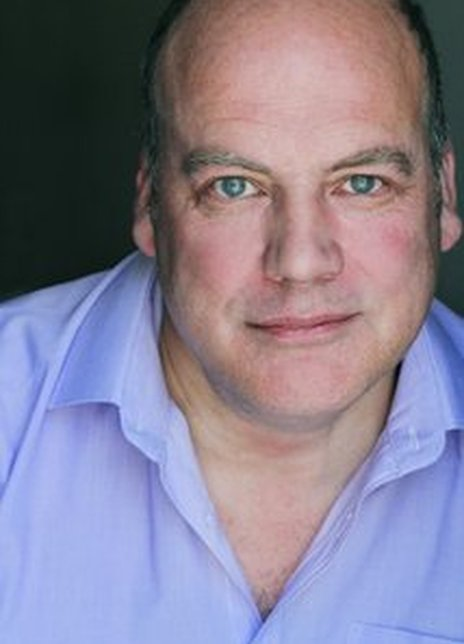 安格斯·肯尼迪 Angus Kennedy 