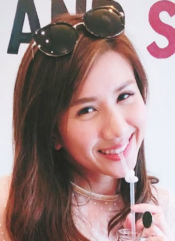 阮儿 Chloe Nguyen 荷兰妹 阮儿 BB Pinky Chloe B Chloe Yuen