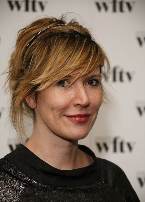 朱莉亚·戴维斯 Julia Davis 