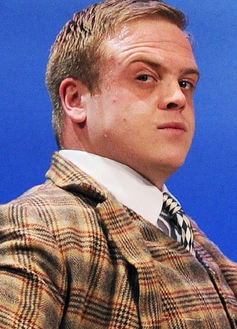 奥文·亚瑟 Owain Arthur 