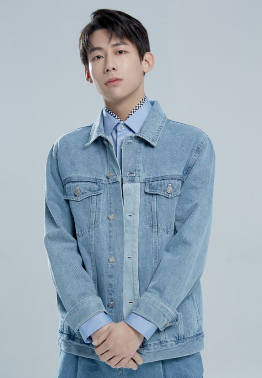 王钰臻 Yuzhen Wang 