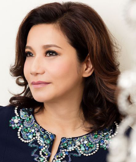 韦绮姗 Rita Carpio