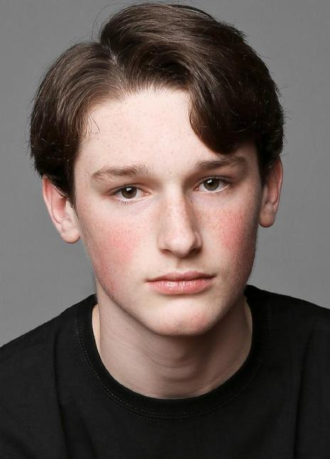 詹姆斯·梅尔维尔 James Melville 