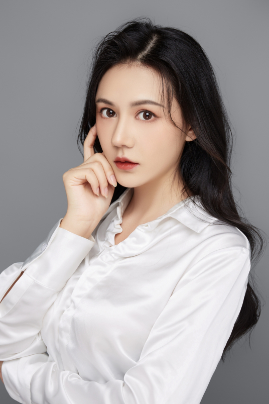 王凯琳 Kailin Wang 