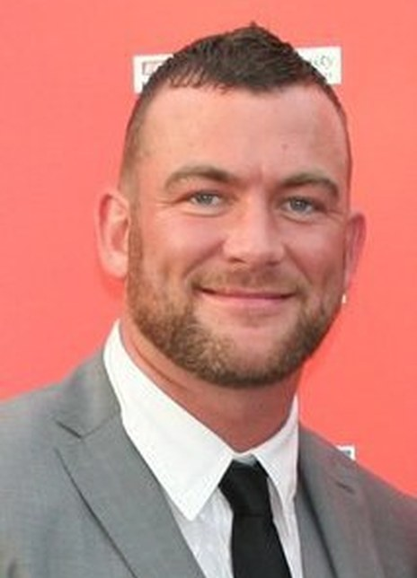 李·查尔斯 Lee Charles 