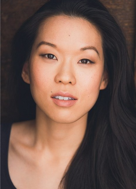 洁娜·易 Jeena Yi 