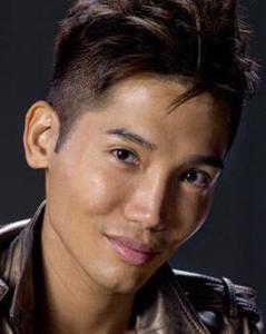 黄建东 Derek Wong