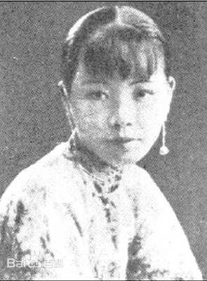 严珊珊 Shanshan Yan