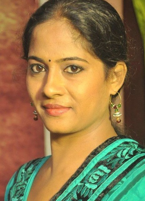 森西库马里 Senthikumari 