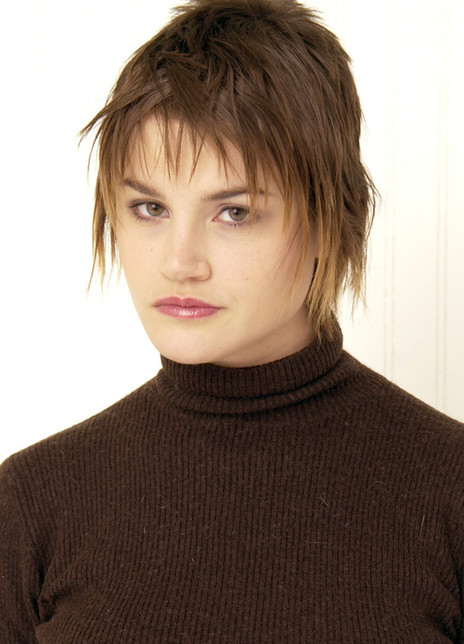 艾莉森·福兰德 Alison Folland 