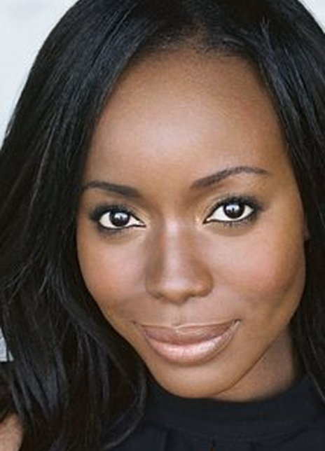 安娜·迪奥普 Anna Diop 安娜·迪奥普 Anna Diop