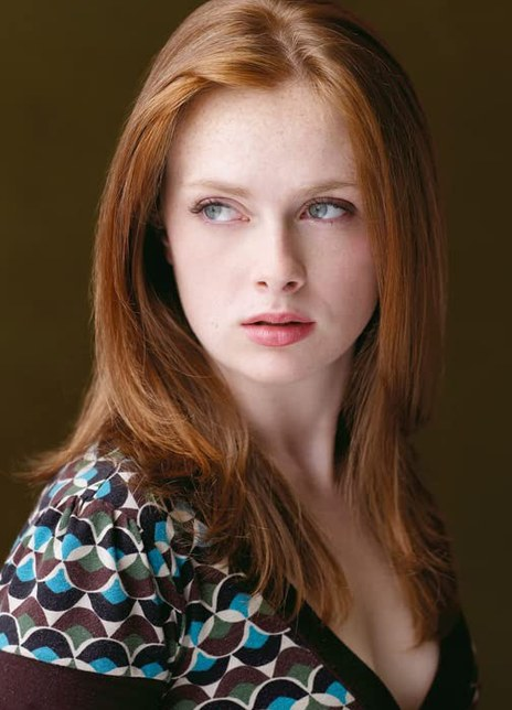 亚历克斯·帕克斯顿-比斯利 Alex Paxton-Beesley 