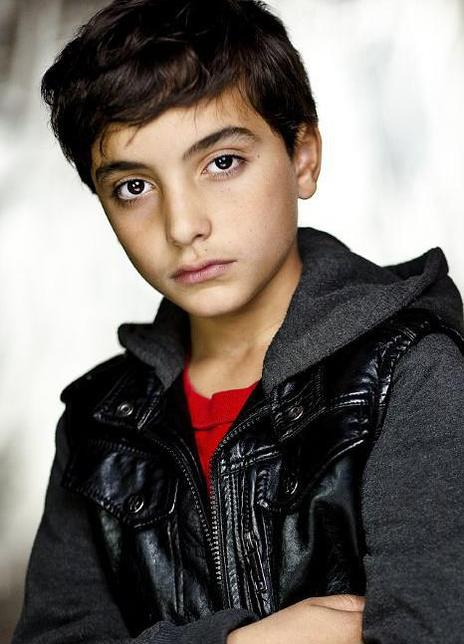 莱昂尼达斯·卡斯特罗尼斯 Leonidas Castrounis 