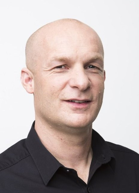 克里斯多夫·奈茨 Christopher Knights 