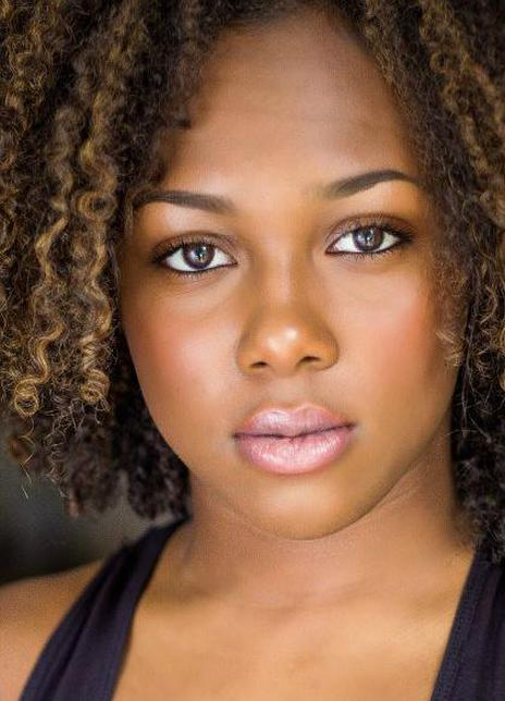 艾默莉·克鲁奇菲尔德 Emyri Crutchfield 