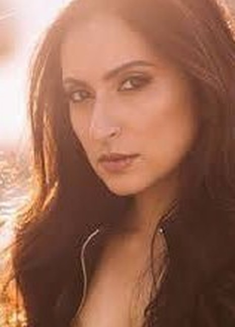 泽拉·法扎尔 Zehra Fazal 