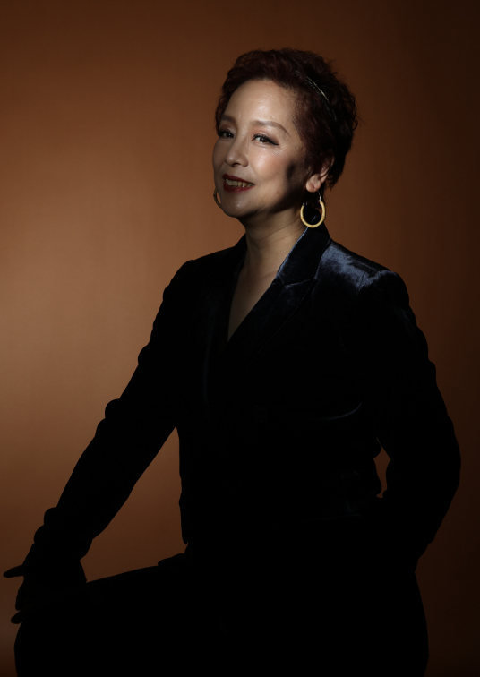 宋忆宁 Yining Song