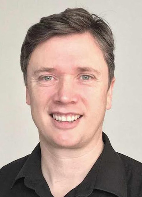 丹尼斯·莱昂斯 Denis Lyons 