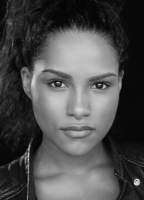 莎芙蓉·霍金 Saffron Hocking 