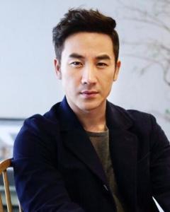 严泰雄 Uhm Tae-Woong 엄태웅 Tae-woong Eom 严泰雄 Uhm Tae-Woong 엄태웅 Tae-woong Eom