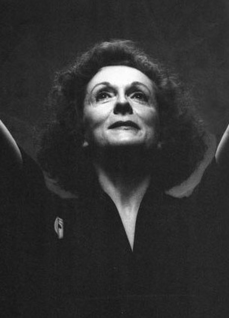 雪莉·道格拉斯 Shirley Douglas 