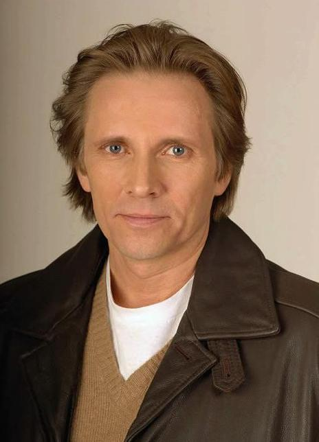 约翰·拉尔斯顿 John Ralston 