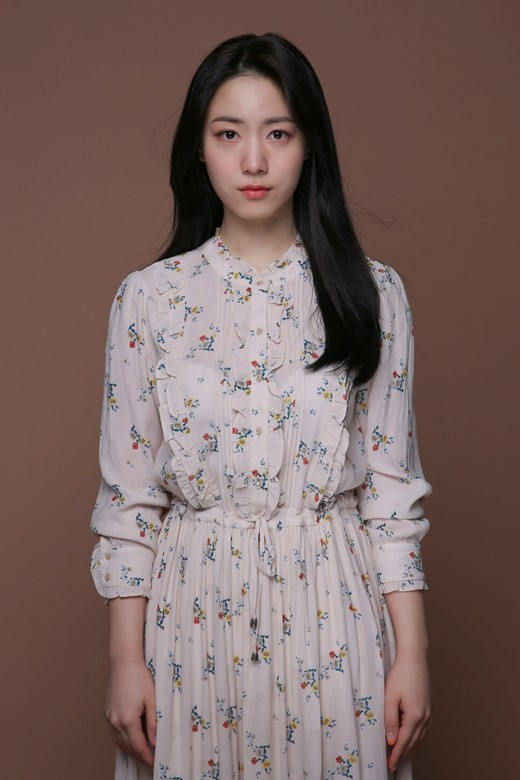 柳孝荣 刘孝英 류효영  Ryu Hyo-Young