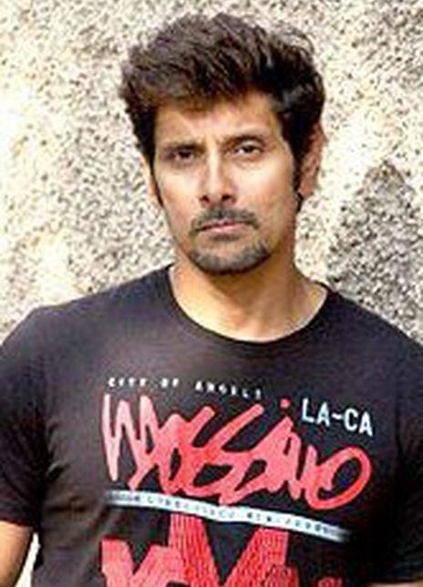 维克拉姆 Chiyaan Vikram Vikram Kennedy John Victor Kenny Chiyaan Vikram