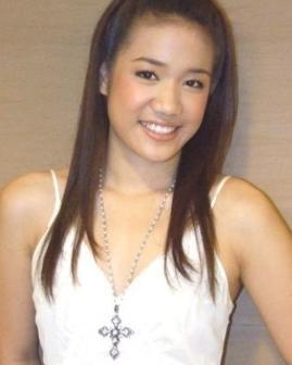 平查雅·平梦安 Mew Perachaya PinMuengngam 平查雅·平梦安 Mew Perachaya PinMuengngam