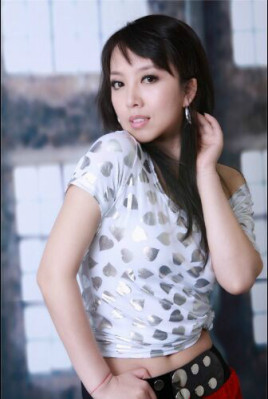 刘俏麟 俏俏 麟尔 麟姐 刘一节 刘一洁 Qiaolin Liu