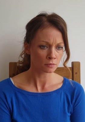 卡罗琳·布莱肯 Carolyn Bracken 