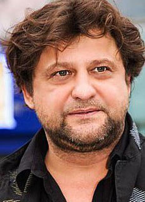 亚历山大·斯莫勒克 Aleksandr Samoylenko 亚历山大·斯莫勒克 Aleksandr Samoylenko