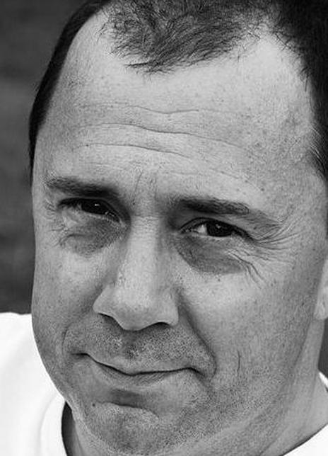 罗伯·贾维斯 Rob Jarvis 