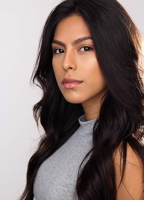 娜塔莉娅·卡斯特隆 Nathalia Castellon 