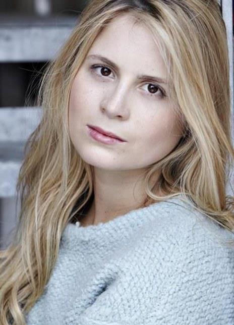 尤兰达·凯罗 Yolanda Kettle 